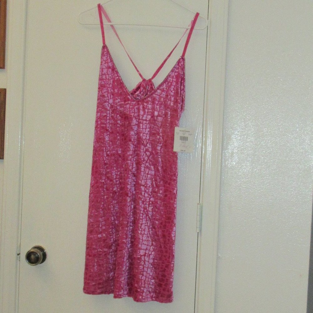 NWT KORET BLUES Flocked Beaded Pink Dress Medium